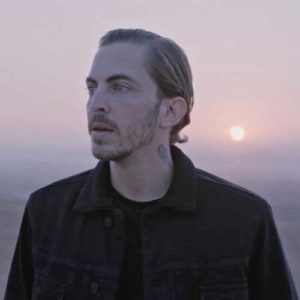 دانلود آهنگ خارجی Dennis Lloyd به نام Unfaithful